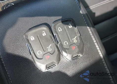 2017 GMC Acadia Denali z USA, uszkodzony, nr VIN 1GKKNXLSXHZ160687